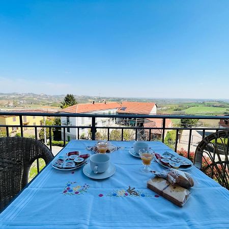 Casa Vacanze Con Vista Panoramica Frassinello Exteriör bild